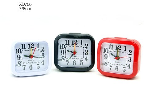 121275 (в уп.200шт.) - Будильник XD766 плавный ход [01068998] 121275 (в уп.200шт.) - Будильник XD766 плавный ход, подсветка экрана, размер: 7*8см, материал: пластик, стекло, металл.