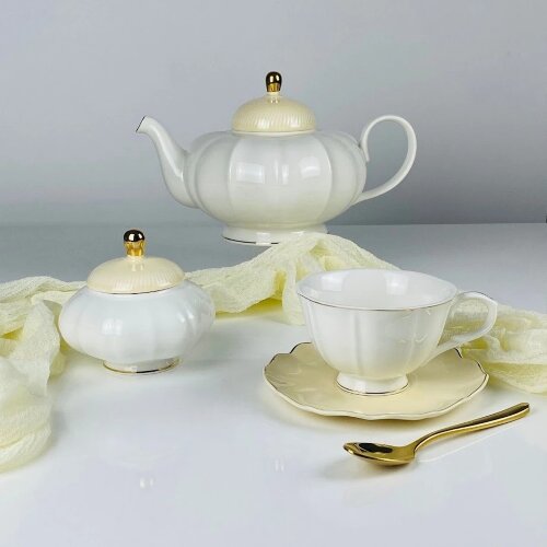 133-411 (в уп.2наб.) - Чайный сервиз 16пр. в подар [01111278] 133-411 (в уп.2наб.) - Чайный сервиз 16пр. в подар. упаковке (Чайник с крышкой-1шт, кружка 280мл.-6шт, блюдце 15х1,5см.-6шт.), материал: фарфор.