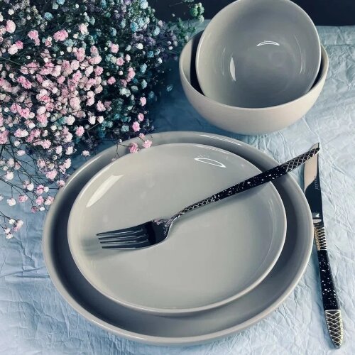 226-166 (в уп.2наб.) - Обеденный сервиз 24пр. в по [01110493] 226-166 (в уп.2наб.) - Обеденный сервиз 24пр. в подарочной упаковке. (6 салатников  400мл, 12,5х6см, 6 глубоких мисок 700мл, 15х7см, 6 тарелок 19х3,5см, 6 тарелок 23х3,5см.), материал: фарфор.