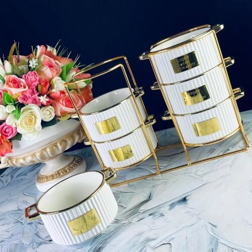 106-335 (в уп.8наб.) - Набор из 6 бульонниц с ручк [01106025] 106-335 (в уп.8наб.) - Набор из 6 бульонниц с ручками 500мл. MULTICOLOR на мет.  подставке в подарочной упаковке, материал: фарфор.