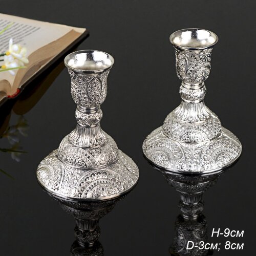 690794 (в уп.48наб.) - Подсвечник H=9см, D=3см, 8с [01110917] 690794 (в уп.48наб.) - Подсвечник H=9см, D=3см, 8см, набор 2шт, серебро резное. / 300S /, материал: металл.