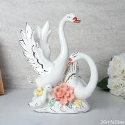 730767 (в уп.16шт.) - Статуэтка Лебеди 20х11х25см. [01107017]