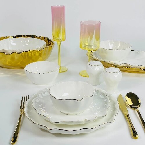 305-271 (в уп.1шт.) - Обеденный сервиз 30пр. ВАНЕС [01110911] 305-271 (в уп.1шт.) - Обеденный сервиз 30пр. ВАНЕССА ЗОЛОТО в подар.упаковке. (Тарелка 27см.-6шт, тарелка 21,5см.-6шт, салатник 15х6,5см.-6шт, салатник 12,5х6см.-6шт, блюдо овальное 36х24,5х3,5см.-1шт, блюдо овальное 30,5х21х3см, салатник 30х8см, салатник 23х7,5см, набор для специй 2пр. 6х8см.), материал: фарфор.