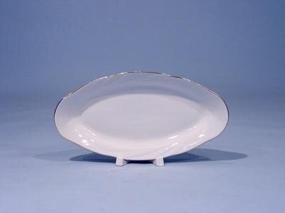 19369 (в уп.15шт.) - Селёдочница 25х13см. 250 без [01038090] 19369 (в уп.15шт.) - Селёдочница 25х13см. 250 без деколи (0С0866Ф34) "Голубка"(отводка золотом), материал: фарфор.