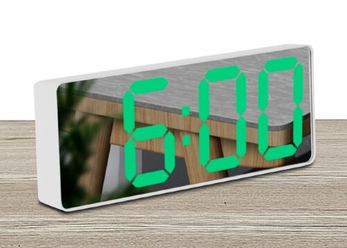 0712X бел -зел 4W (в кор.1шт.) - Зеркальные светод [01100924] 0712X бел -зел 4W (в кор.1шт.) - Зеркальные светодиодные часы. С показаниями времени, даты и температуры, которые переключаются через каждые 15 секунд поочередно. Материал корпуса: пластик.  Материал экрана: акрил зеркальный. Габаритные размеры (ВхШхГ): 6,0 х 16,0 х 2,5 см. Питание: от любого источника с USB (кабель USB в комплекте), от сети 220 В через адаптер