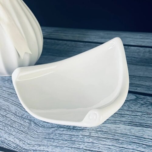 118-053 (в уп.16шт.) - Салатник 19х8см. BIANCO в п [01111272] 118-053 (в уп.16шт.) - Салатник 19х8см. BIANCO в подарочной упаковке, материал: фарфор.