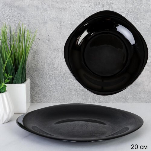 714547 (в уп.8наб.) - Тарелка квадратная 200мм, на [01111092] 714547 (в уп.8наб.) - Тарелка квадратная 200мм, набор 6шт, черная BNFP80T (Black), материал: стеклокерамика.